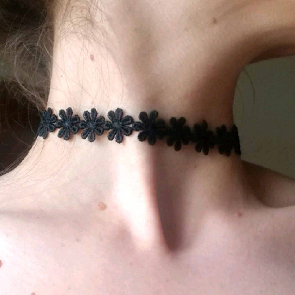 Black Flower Choker